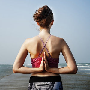 WAKE UP YOUR FACES SKIN WITH THESE SIMPLE 5 YOGA POSTURES